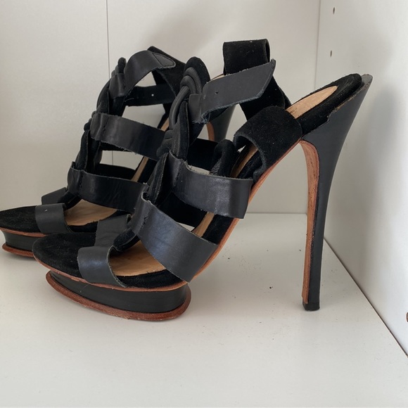 L.A.M.B. Gladiator Heels - Picture 5 of 15